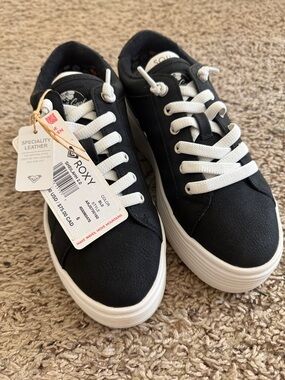 Roxy Black and White Platform Lace-Up Sneakers.  New With Tags.